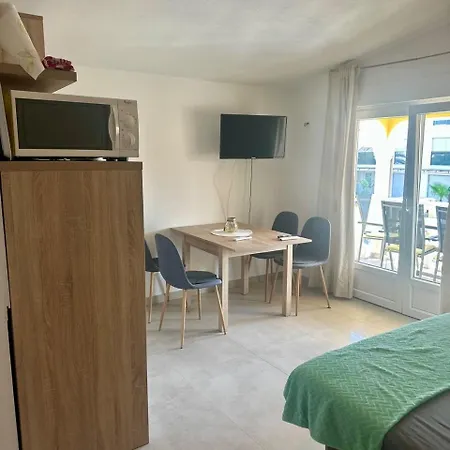 By The Sea - 22235 Apartament Vir
